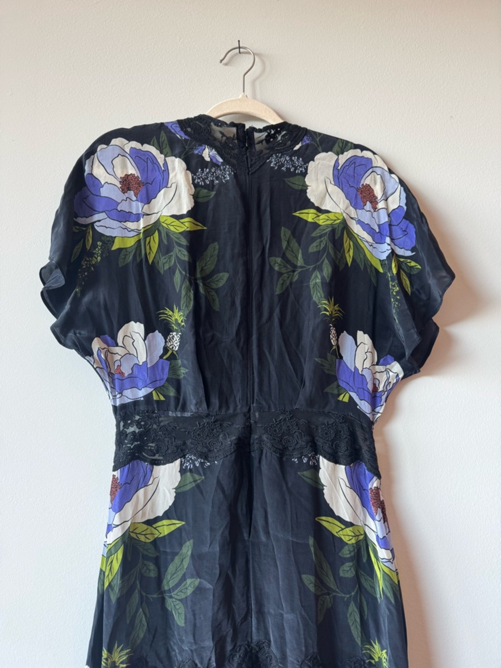 $298 Farm Rio Black floral Lace Maxi Dress Size Medium M *missing Slip* - Picture 10 of 12